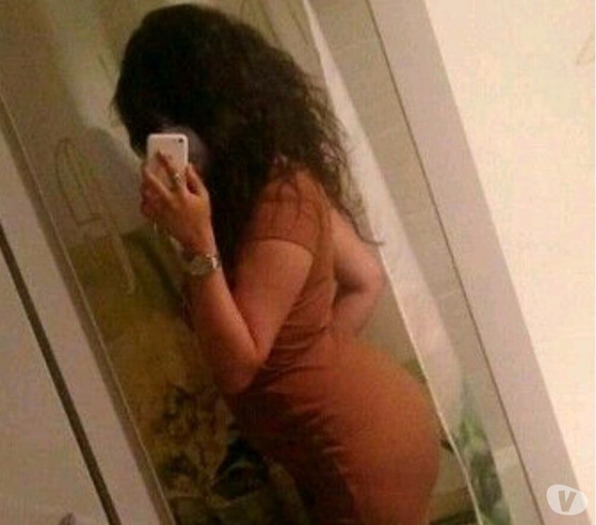 Zeina belle femme discrète