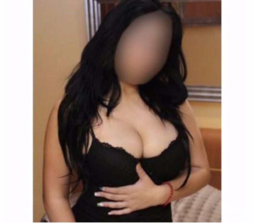 Femme mature partage ces expériences
